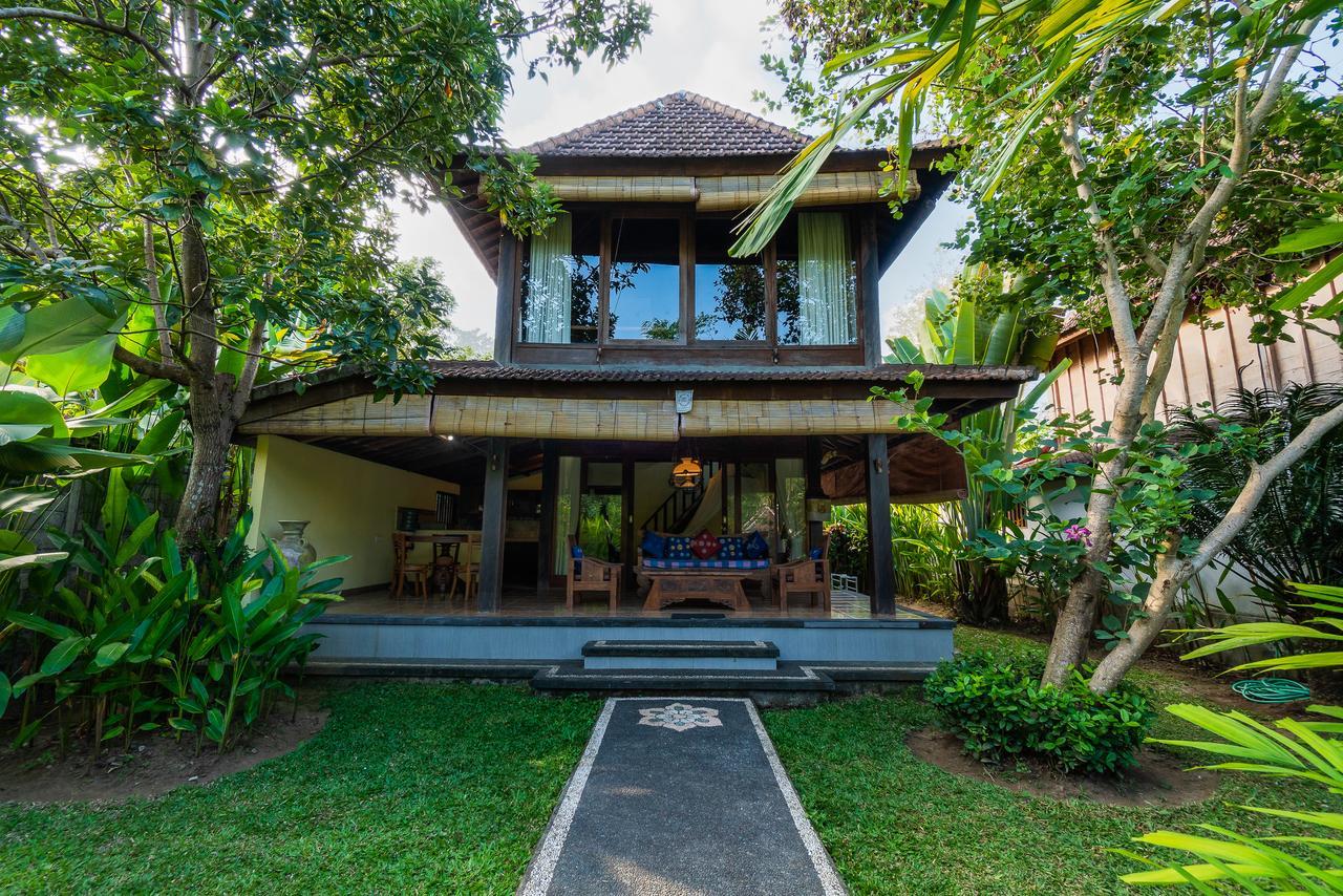 Sari Bamboo Villas Ubud  Exterior photo